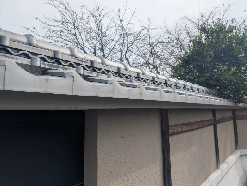 PXL_20250313_050507538_八幡 塀1